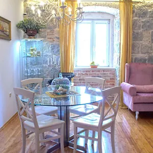  Apartment Theatre Croatia